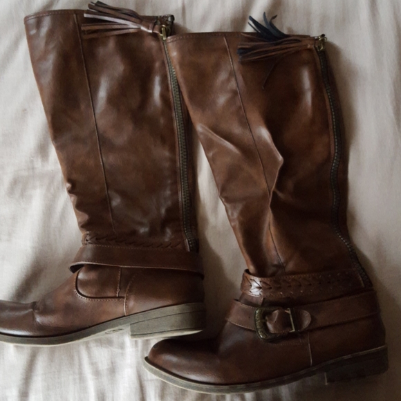 Madden Girl women's knee high boots, Size 8.5 - Picture 3 of 5